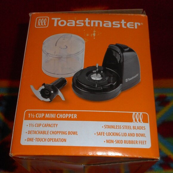 Toastmaster 1½ Cup Capacity Mini Chopper Blender #TM-67MC *New in Open Box! - Picture 2 of 4
